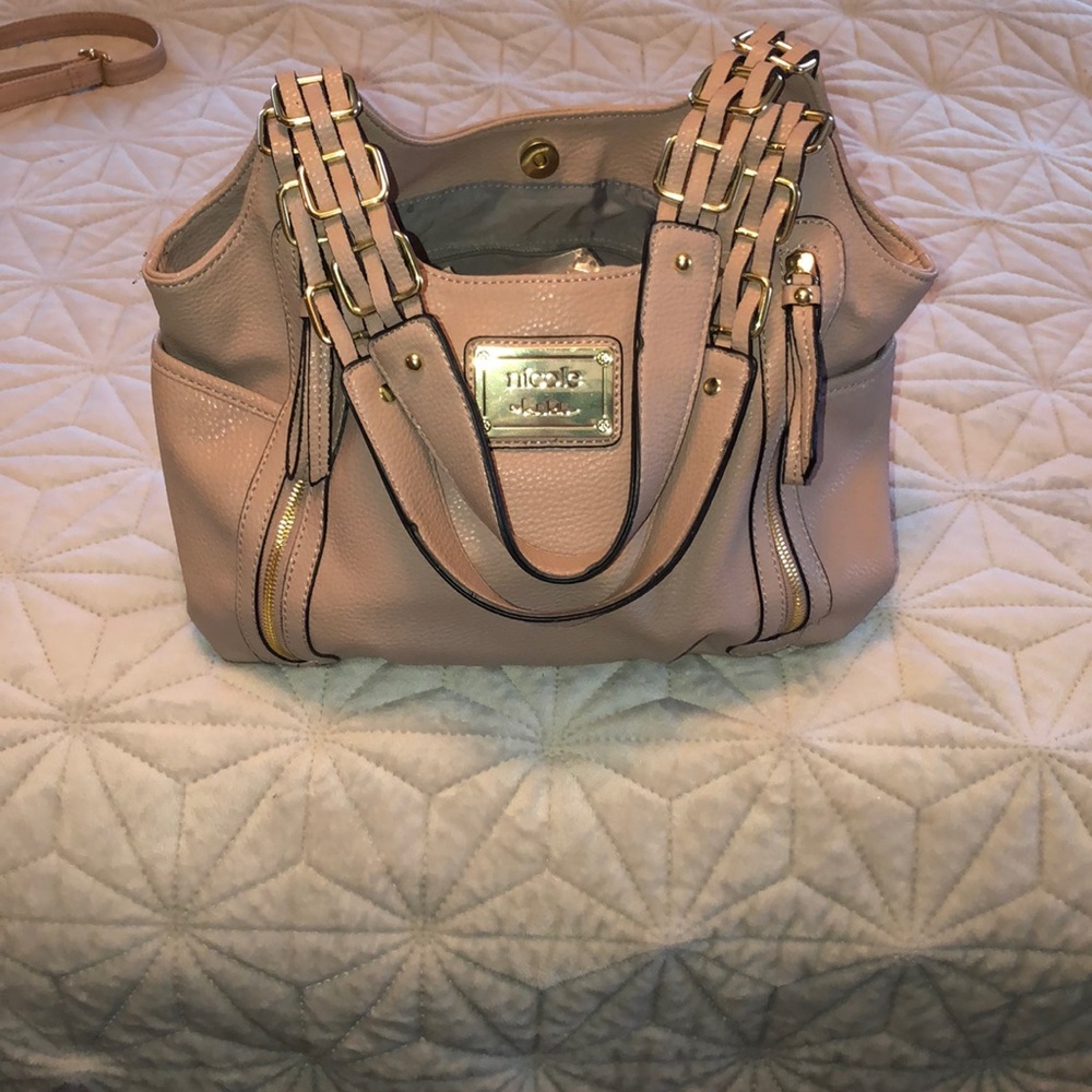 Shoulder bag
